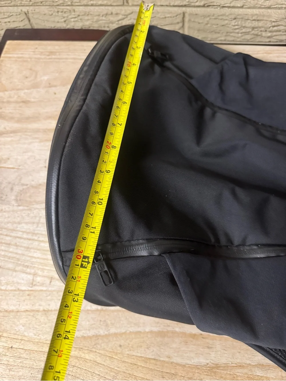 Lululemon more miles backpack